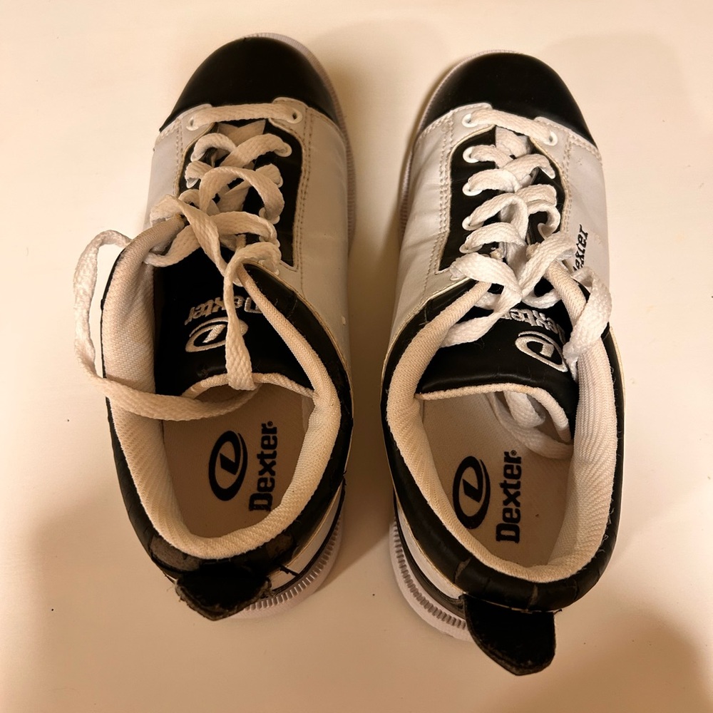 Dexter bowling shoes